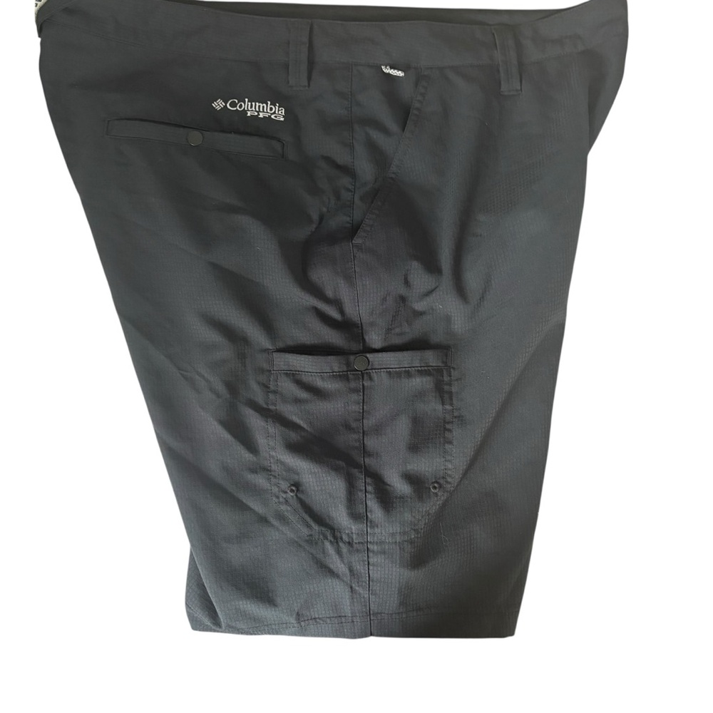 Men’s Columbia Black Performance Shorts Zip Fly Size 38 Inseam 10”